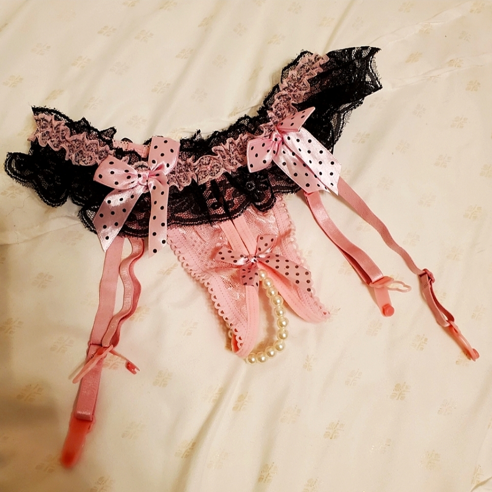⏩2 available⏪ open bottom pearl strand lace garter thong panties pink & black
